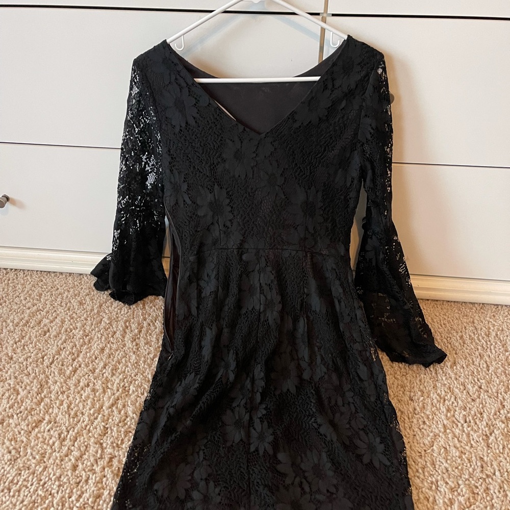 BLACK LAVE WINTER FORMAL DRESS